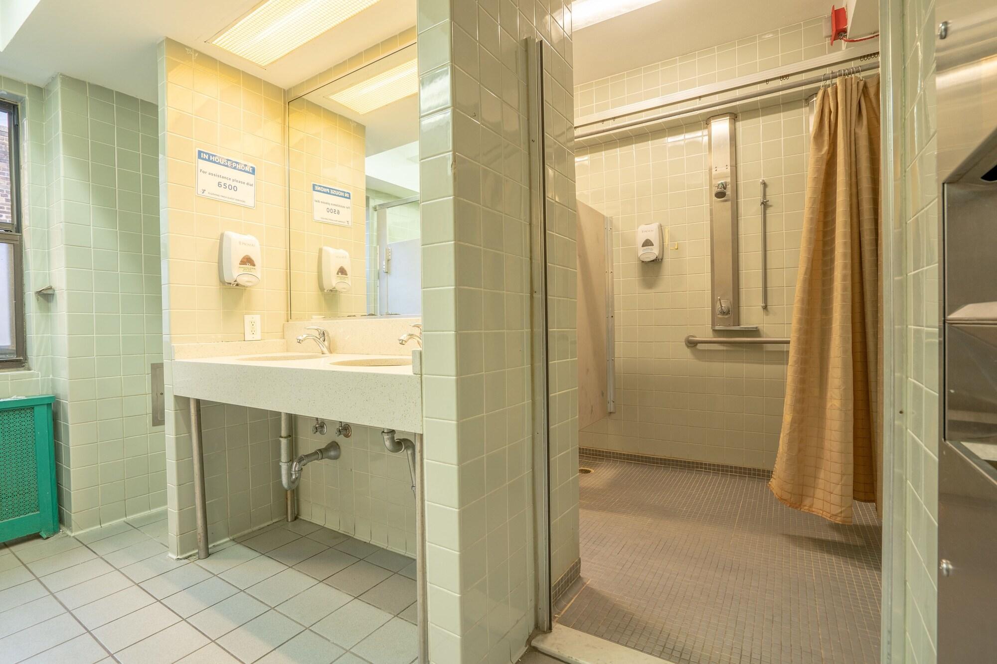 Hostel Flushing Ymca Nowy Jork Zewnętrze zdjęcie