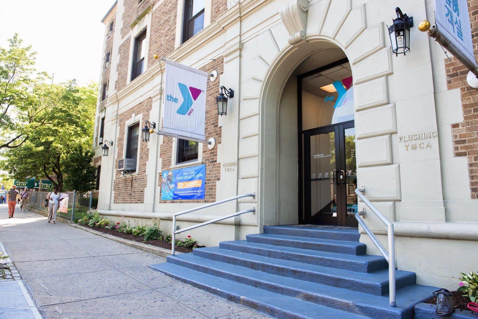 Hostel Flushing Ymca Nowy Jork Zewnętrze zdjęcie